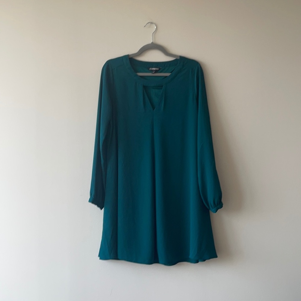 Express Keyhole Neck Chiffon Dress